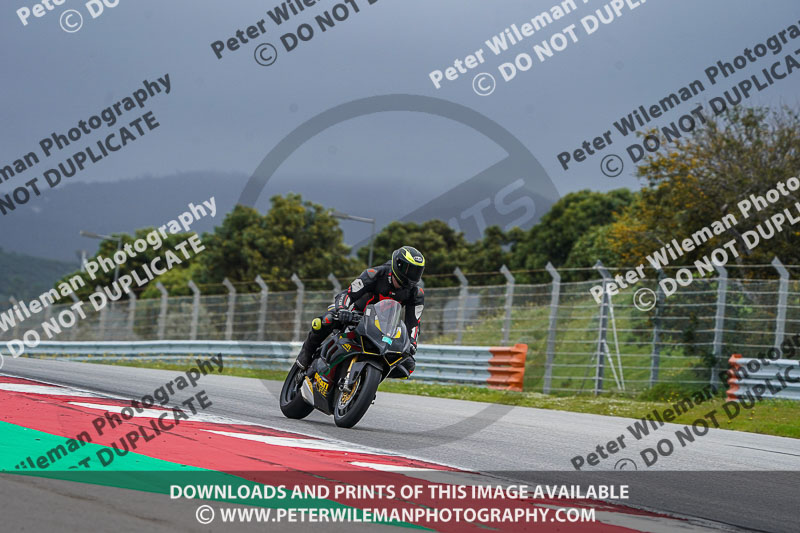 motorbikes;no limits;peter wileman photography;portimao;portugal;trackday digital images